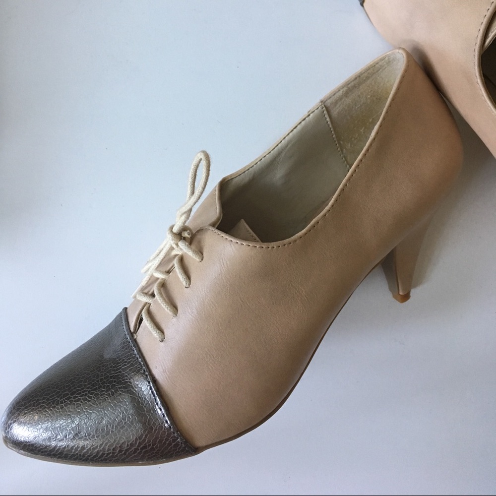 Kitten Heeled Oxford from Chicago Boutique